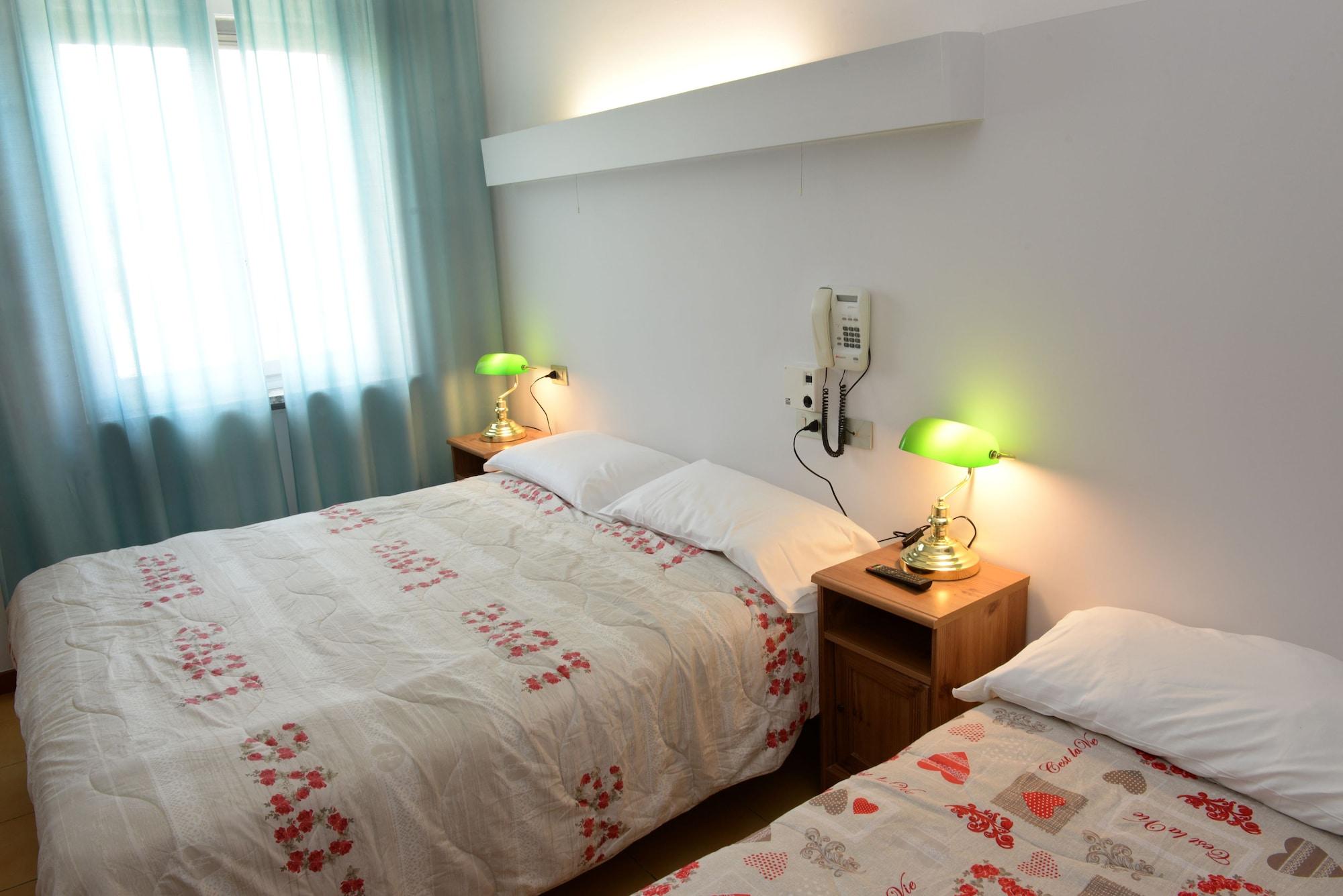 Hotel Puntabella Varazze Zewnętrze zdjęcie