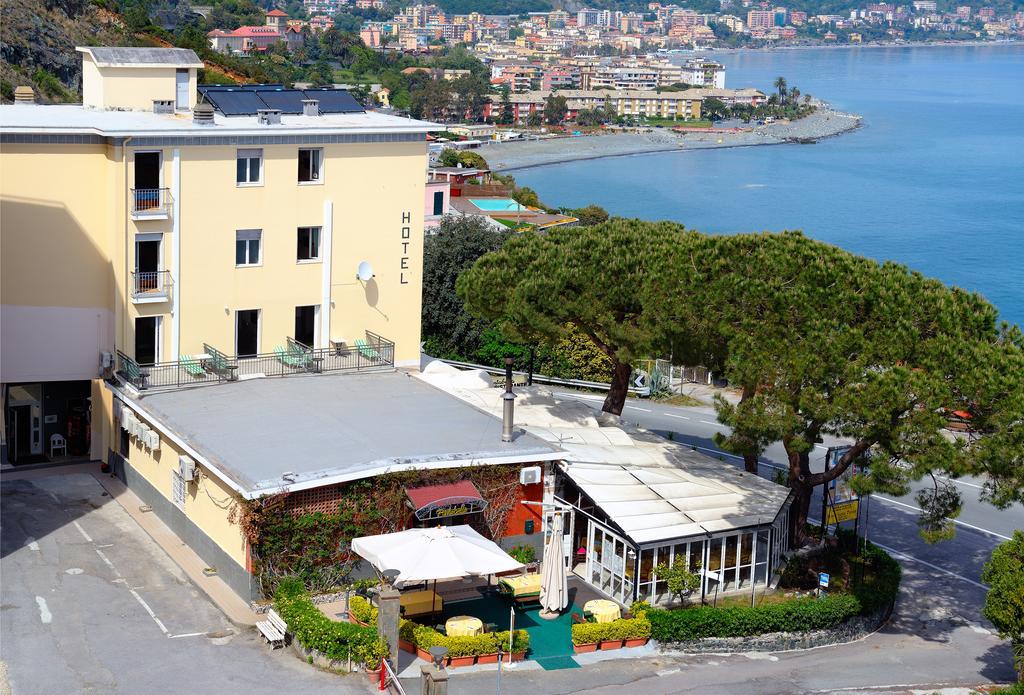 Hotel Puntabella Varazze Zewnętrze zdjęcie